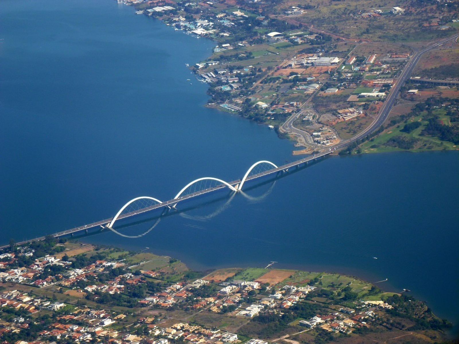 Ponte JK